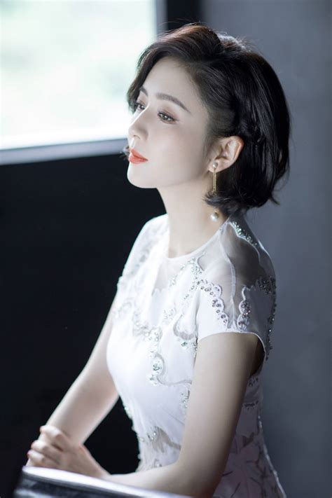 Tong Liya Poses For Photo Shoot Llifestyle And Fashion City