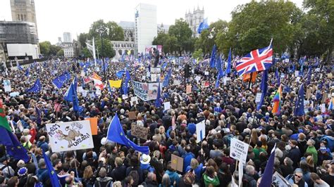 honderdduizenden betogers eisen  londen nieuw referendum  brexit rtl nieuws