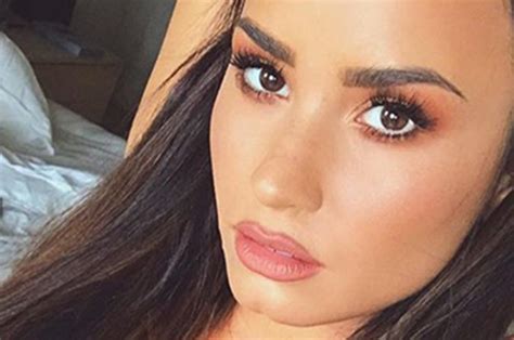 Demi Lovato Sorry Not Sorry As She Strips Naked Daily Star