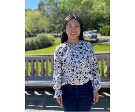 Gbcc President Sharon Zhou Class Of 2022 Finds Her Voice At Darden