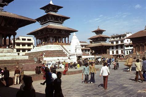 history  kathmandu valley  told   architecture