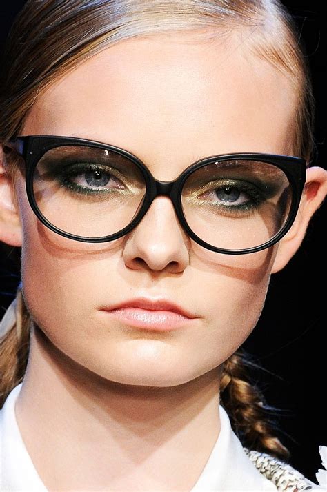 Makeup And Thick Rims Glasses Fashion Glasses Eye Glasses