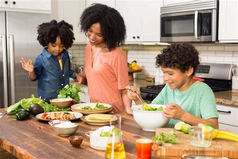 sun basket introduces  paleo friendly family menu meal plan sunbasket
