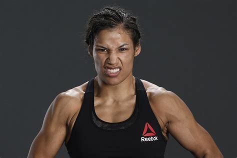 Sonnen Peña Can Beat Amanda Nunes And You Guys Are Not Seeing It