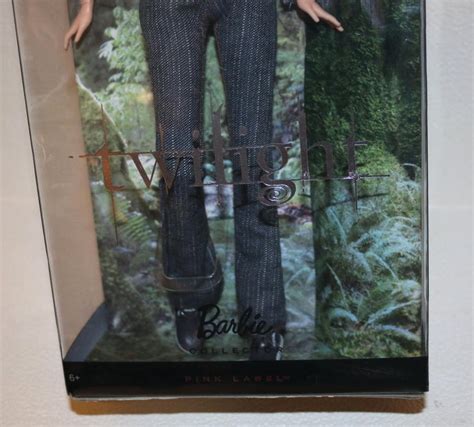 twilight saga barbie collection bella doll pink label new in sealed box