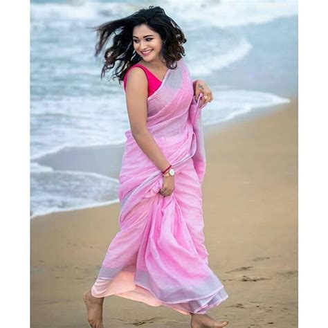 Pin By Saranya Kulfie On Actress Photos India Beauty