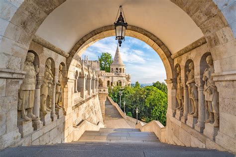 historic     budapest explore budapests historical landmarks  guides