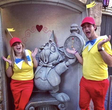 pin by aby avelar hoyt on halloween costume disney couple costumes