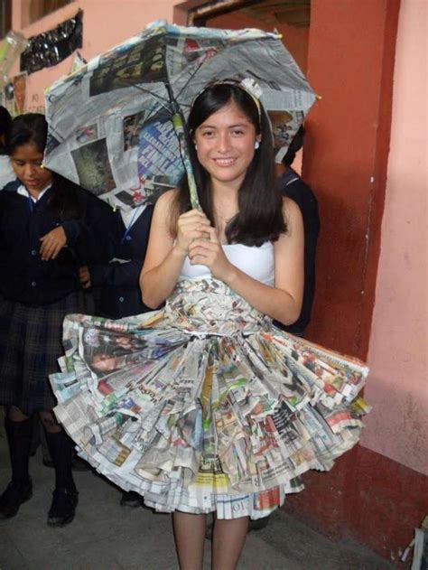 as 49 melhores imagens em vestidos hechos con reciclaje no pinterest vestidos de papel roupas