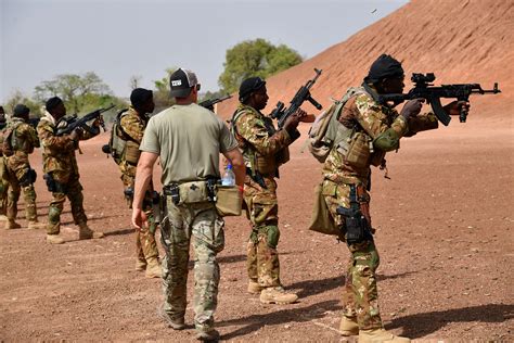 military boosting american troops security  africa  niger