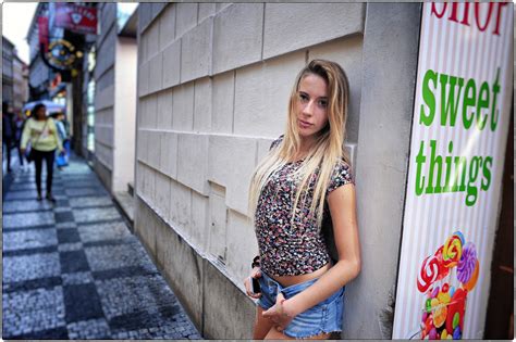 wallpaper face model portrait blonde city street