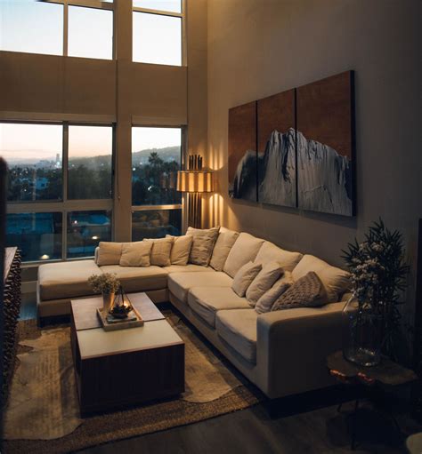 lighting  create  cozy  inviting living room