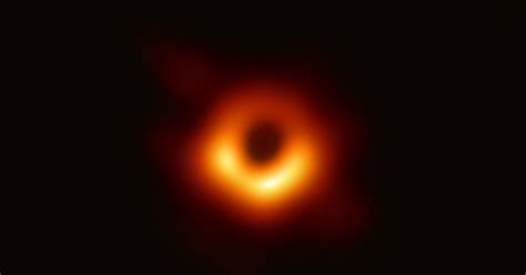 scientists reveal   picture   black hole wired