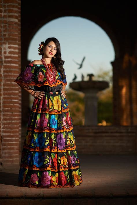 Vestidos Tipicos De Mexico Modernos Para Concurso9 De Belleza Moda Y