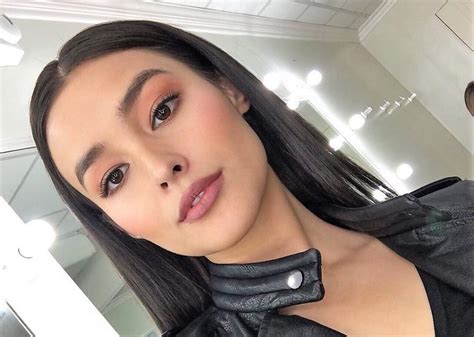 liza soberano hailed as world s most beautiful face for 2017 the filipino times