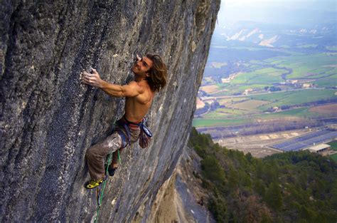 rock climbing screensaver rock climbing   mountain
