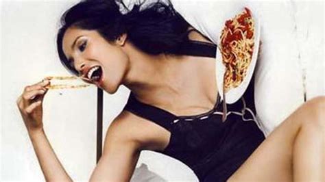 Photos Sexy Girls Eating Spaghetti For World Pasta Day