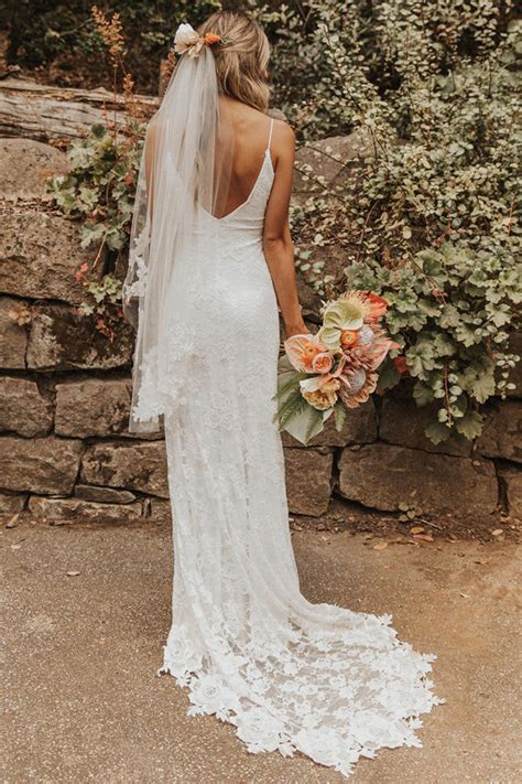 Ivory Backless Summer Rustic Lace Beach Wedding Dresses Bridal Gowns