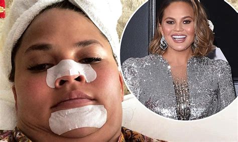chrissy teigen hilariously shares unflattering double chin selfie