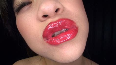 Sexy Lips Lesbian Kissing 36doks00292 Doks 292 Videos
