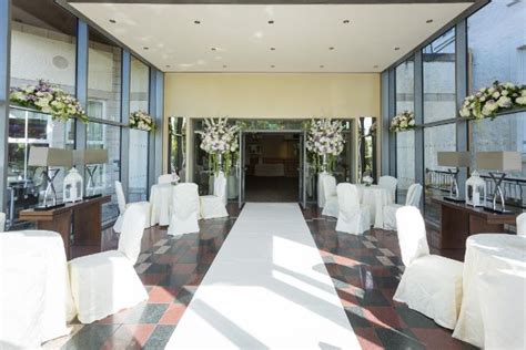 wedding venue  glasgow macdonald crutherland house spa ukbride