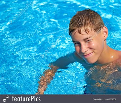 Male Teen Swimmers Naked New Porno
