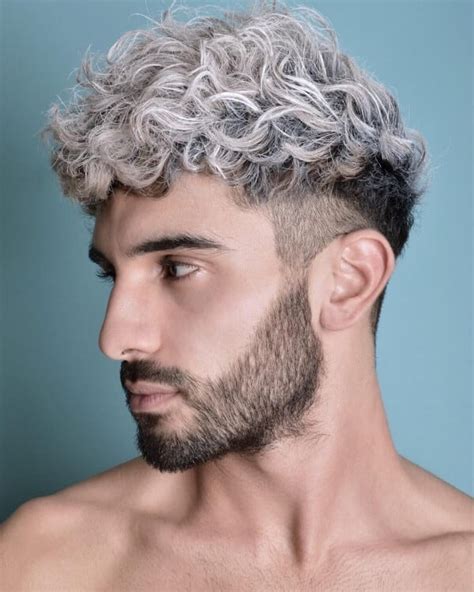 33 Cool Hairstyles For Men With Wavy Hair Macho Styles