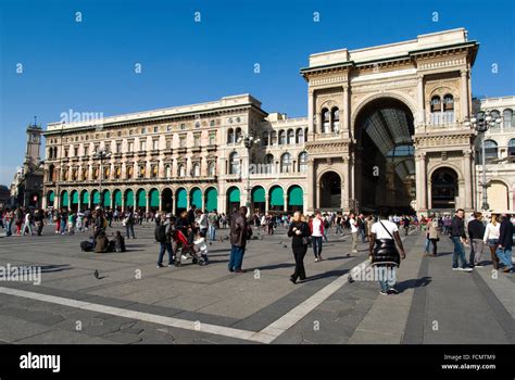 milan vittorio emanuele ii gallery stock photo alamy