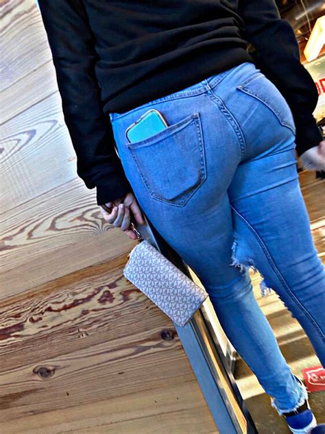 College Latina Booty Tight Jeans Forum