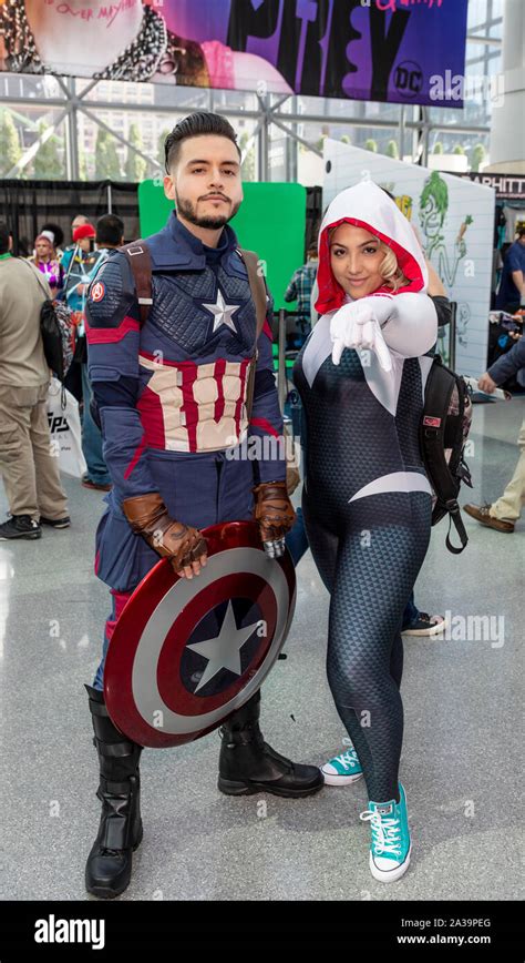 new york ny usa october 4 2019 comic con attendees pose in the