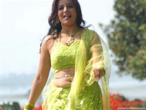 Pooja Gandhi Hot Latest Photos ~ Sexy Actress Navel