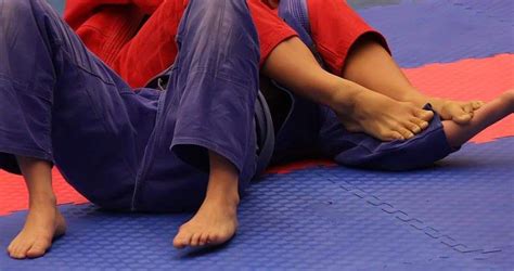 pin by sandaline on martial arts barefoot judo karate taekwando