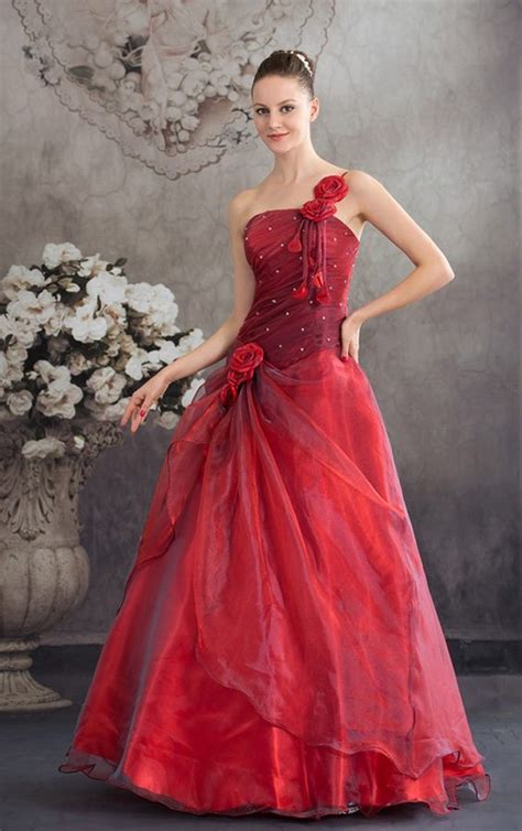 Learn Red Wedding Dresses Meaning And Ideas Before Breaking The Rule