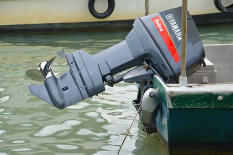 boating  outboard motors  harbors