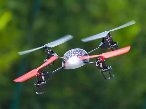 quadcopter drone flew deliberately close  uk passenger plane  independent