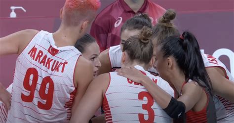 Religious Cleric Criticizes Turkey’s Women’s Volleyball Team For Their