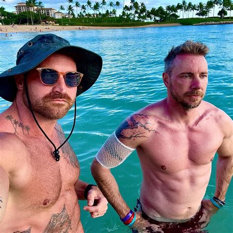 Dax Shepard Shows Off Ripped Physique After Quarantine Transformation