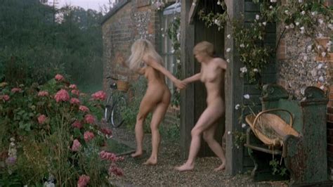 Nude Video Celebs Sammi Davis Nude Amanda Donohoe Nude The Rainbow
