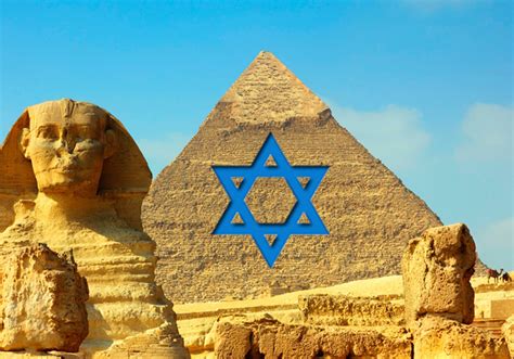 who built the pyramids round two middle east