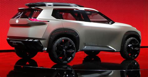 nissan xmotion suv concept unveiled  detroit auto show