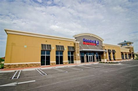 construction  complete   newest commercial retail project located   hialeah