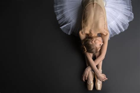 graceful ballerina by andrey bezuglov 500px