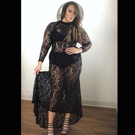 70 Hot Pictures Of Nia Jax Are Here To Take Your Breath