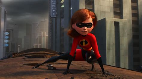 from mr incredible to mr mom plot reveals from the incredibles 2