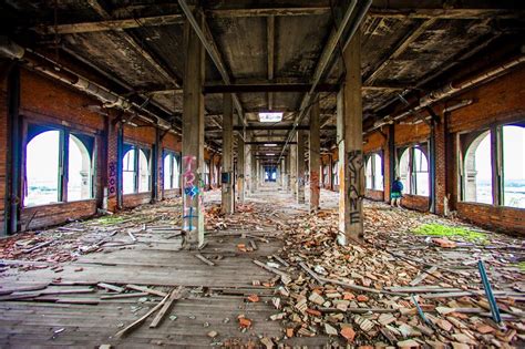 stop stunning   abandoned train stations   world loveexploringcom