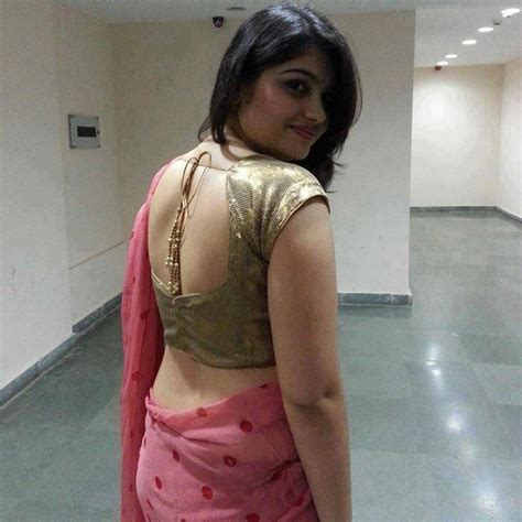 Desi Indian Girls On Twitter Babe Wearing Saree Navel Desibabe