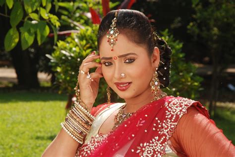 top bhojpuri actress top   beautiful bhojpuri actresses