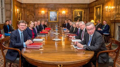 pm  cabinets marathon brexit talks   chequers