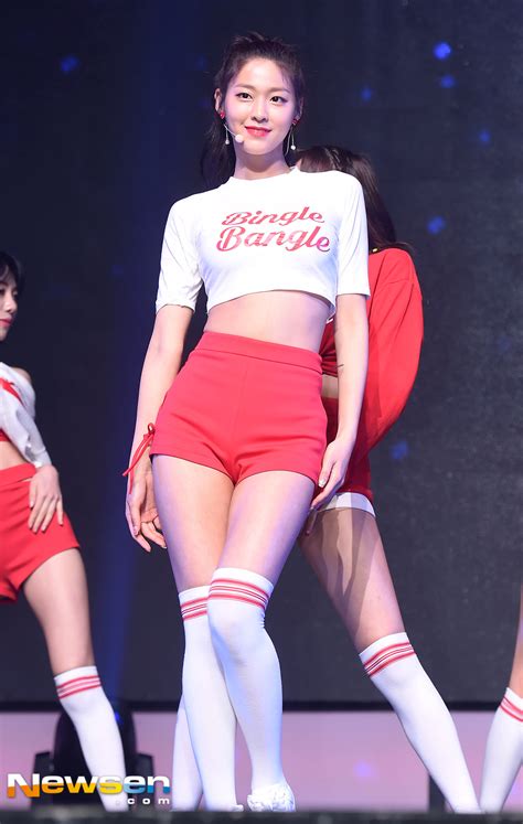 Seolhyun Blew Audiences Away With Her Perfect Figure On