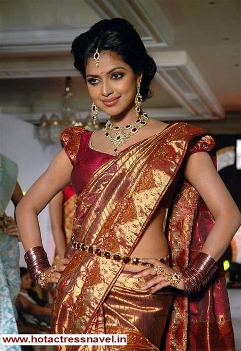 navel cleavage thighs legs sari saree india indian desi hot